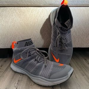 Mens Nike running shoes